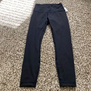 Brand new lululemon leggings. Super cute and never been worn!